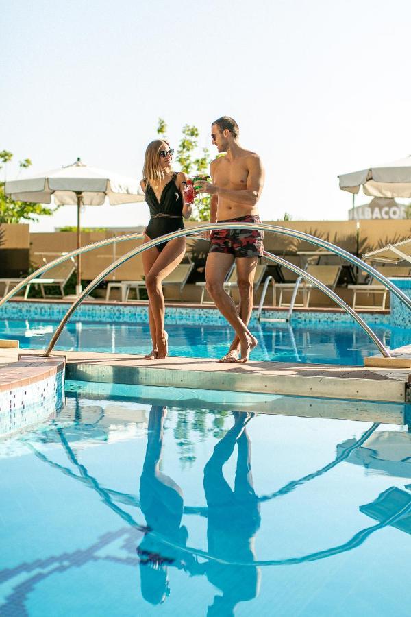 מילאנו מריטימה Hotel Mazzanti מראה חיצוני תמונה